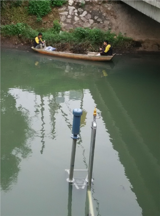 龍鐵沉水式鼓風(fēng)機(jī) 龍鐵沉水式鼓風(fēng)機(jī)