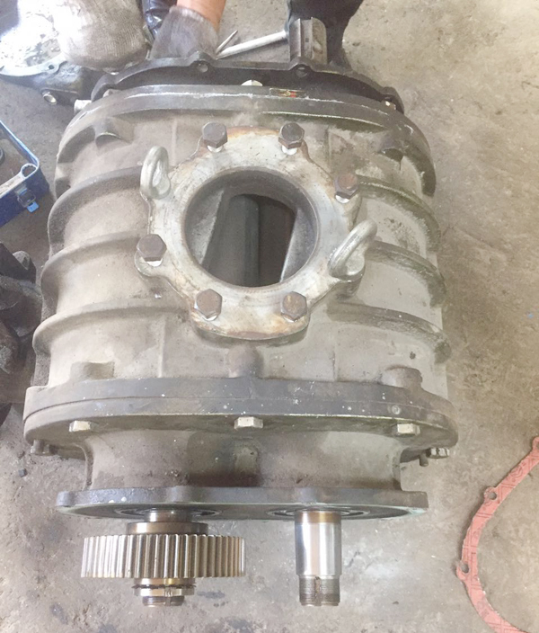 羅茨鼓風(fēng)機維修