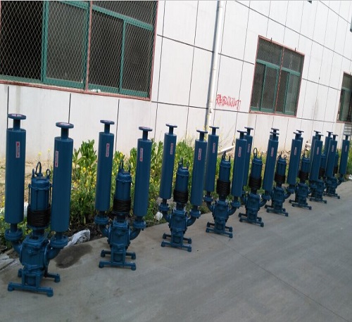 魯氏沉水風(fēng)機(jī)出貨現(xiàn)場